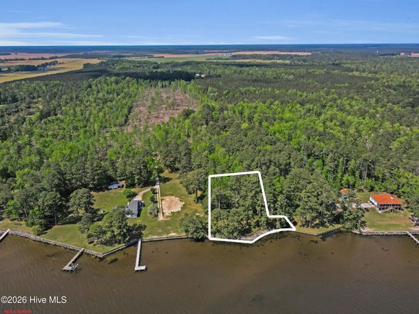 235 Myrtlewood Lane, Bayboro, NC 28515