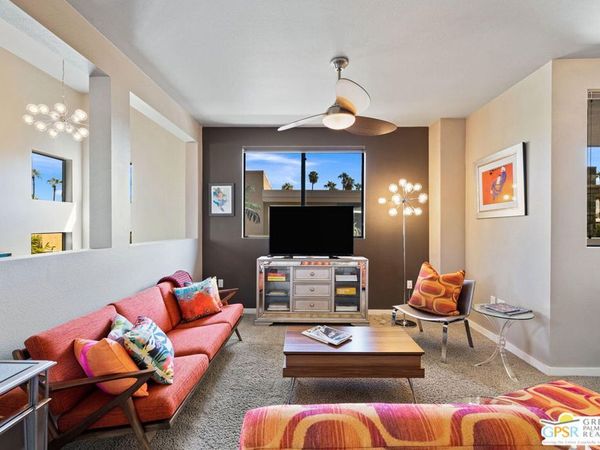 930 E Palm Canyon, Unit 204, Palm Springs, CA 92264