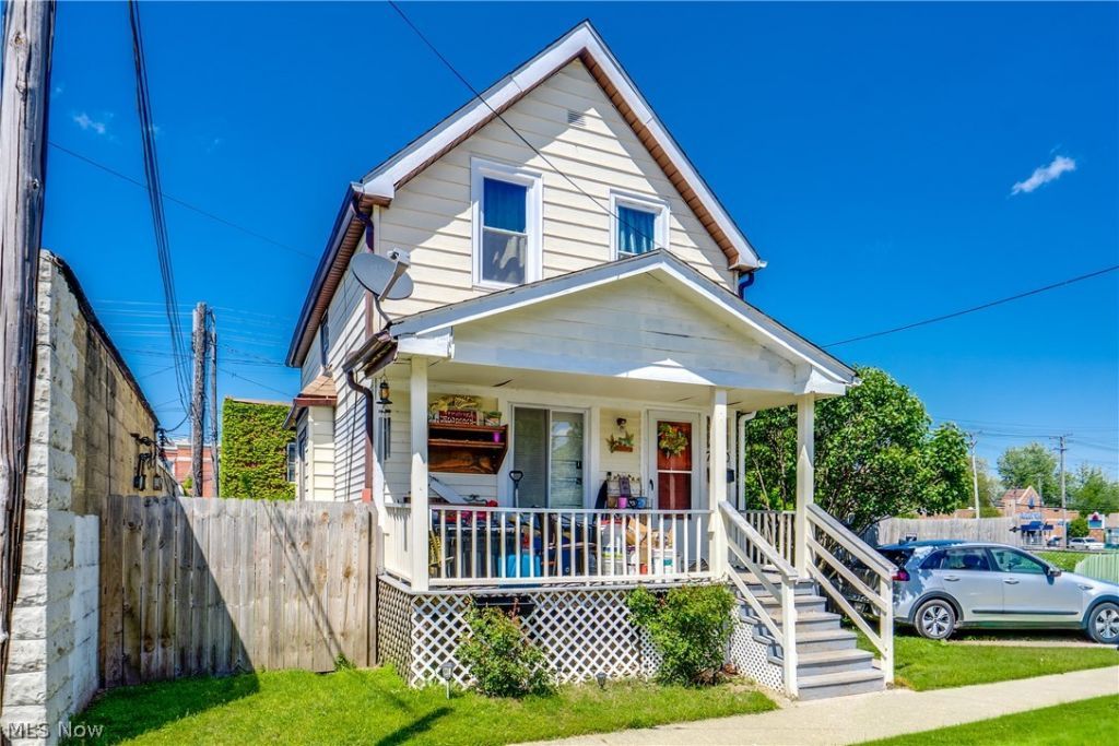 https://cdn02.deltamediagroup.com/listing_photos/active/18646/186453936/1.jpg?hash=df0ec00bc69ff423b922c10674e4d79c Photo 4