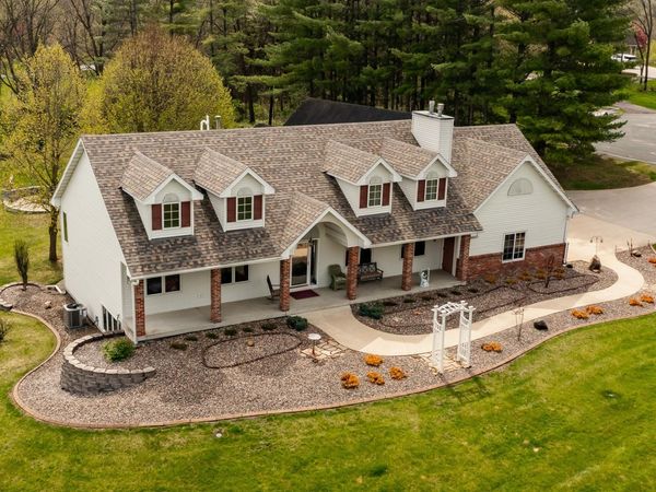 310 13th Lane SW, Oronoco, MN 55960