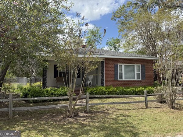641 S Masonic Street, Millen, GA 30442