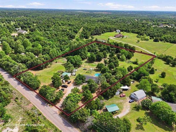 5724 S Triple X Road, Choctaw, OK 73020
