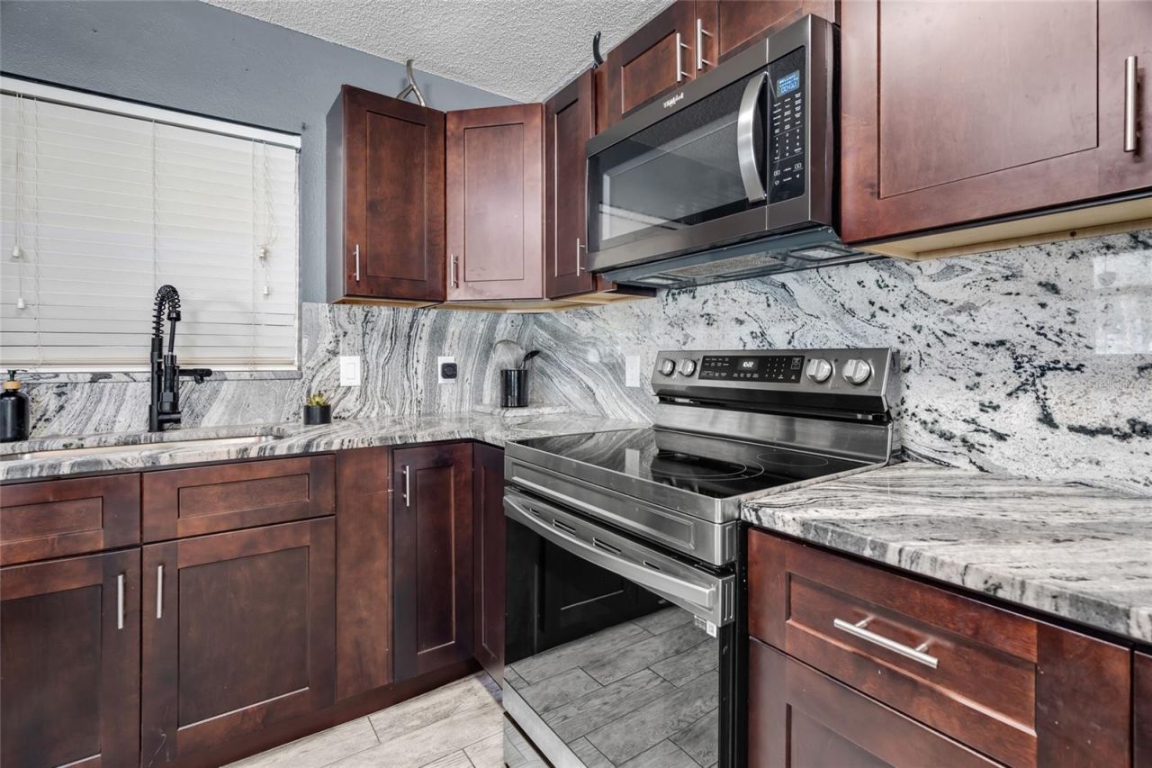 1289 42nd Street , Sarasota, FL 34234 Photo