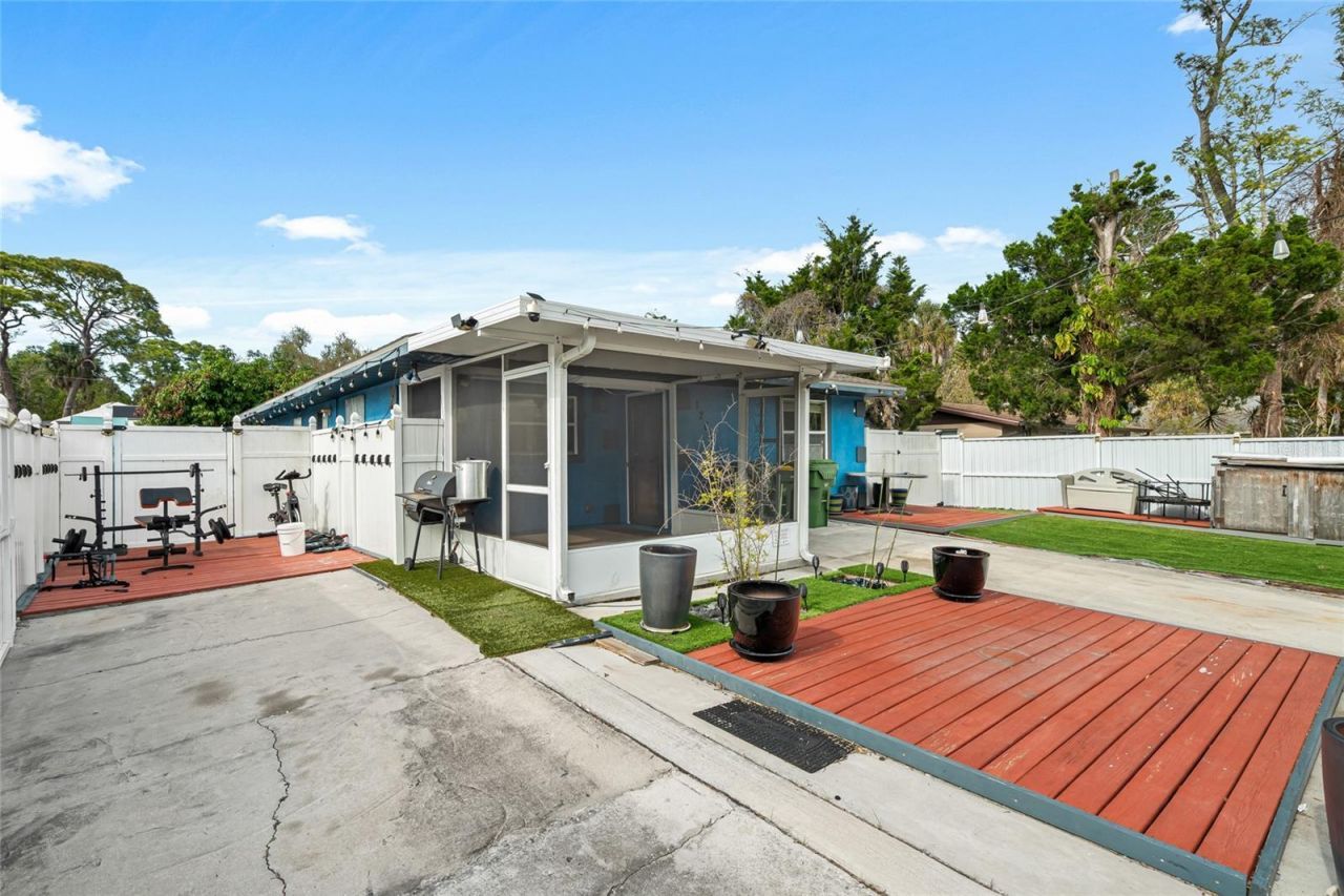 1289 42nd Street , Sarasota, FL 34234 Photo