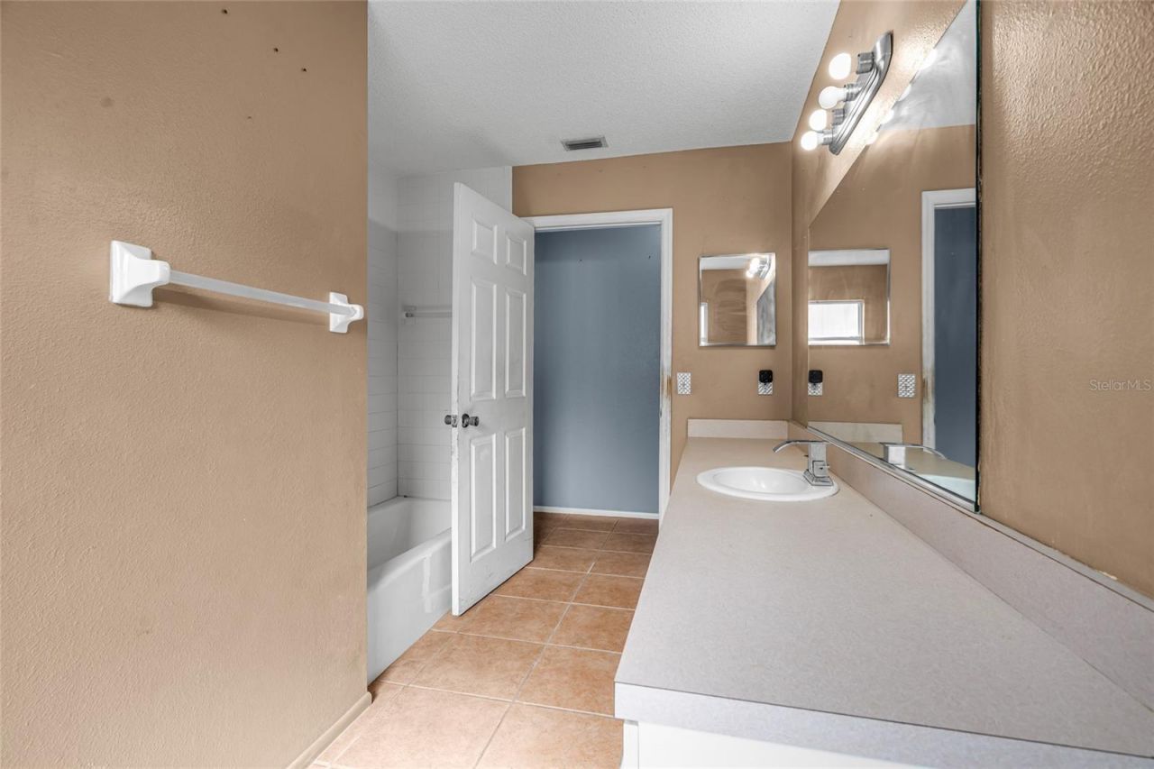 1289 42nd Street , Sarasota, FL 34234 Photo
