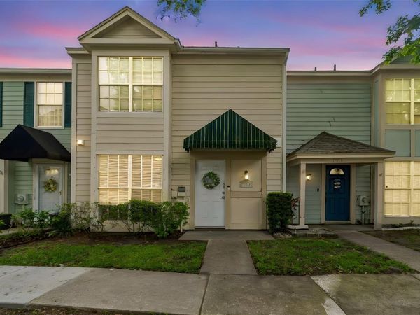 13813 FLETCHERS MILL DRIVE , TAMPA, FL 33613