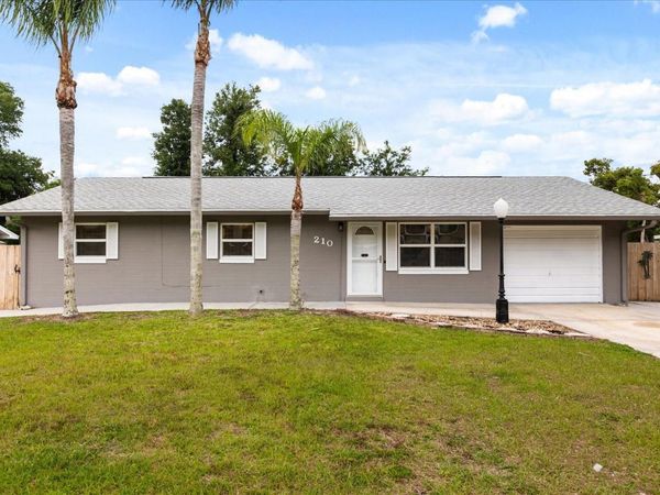 210 KENSINGTON AVENUE , DELAND, FL 32724