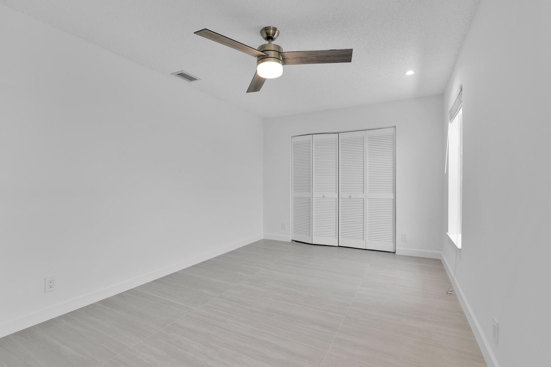 908 NE 8th Avenue, Delray Beach, FL 33483 Photo