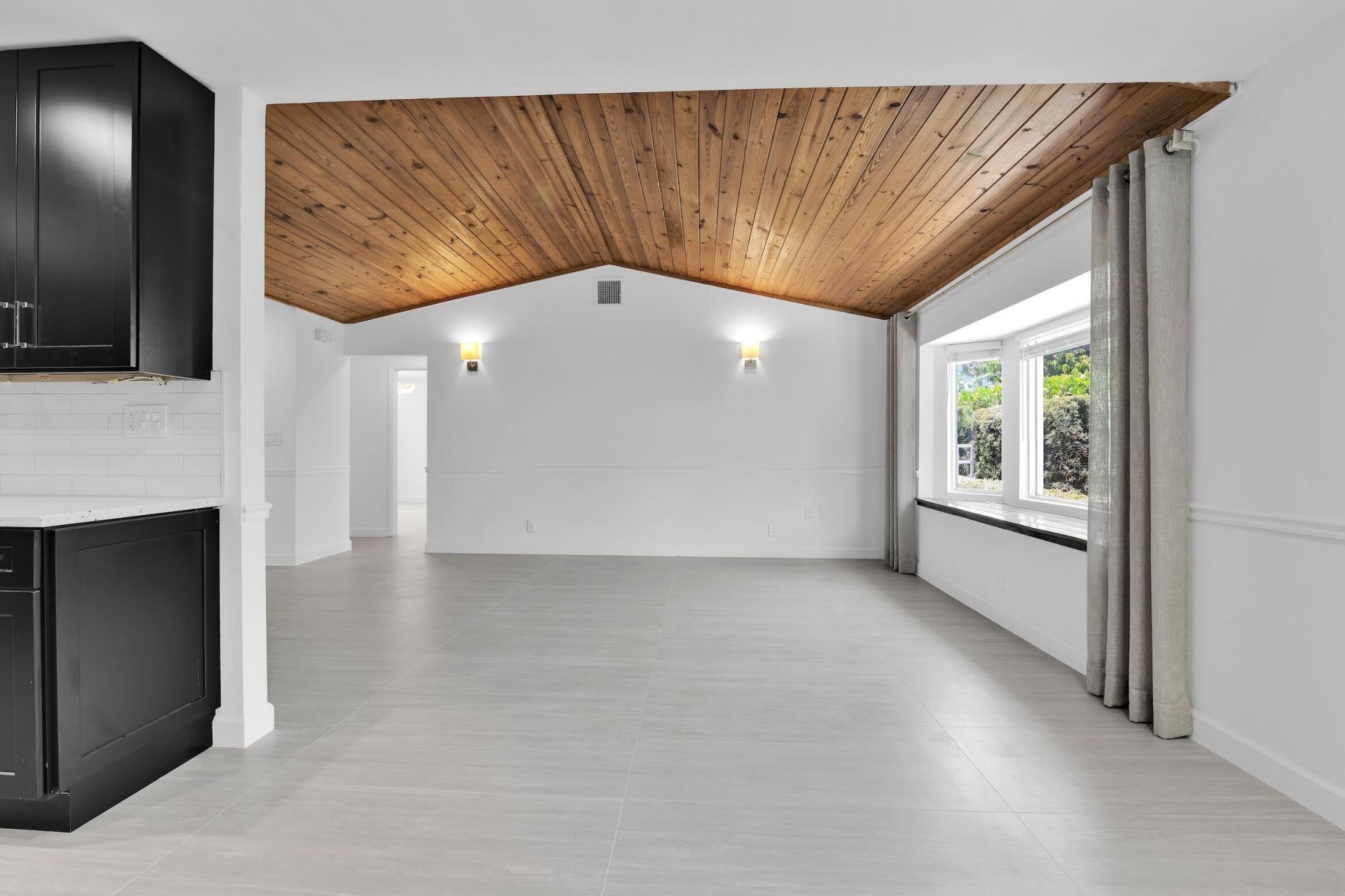 908 NE 8th Avenue, Delray Beach, FL 33483 Photo