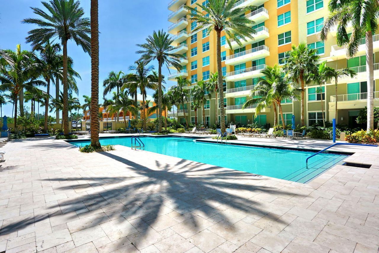 625 Casa Loma Boulevard, Unit 1504, Boynton Beach, FL 33435 Photo