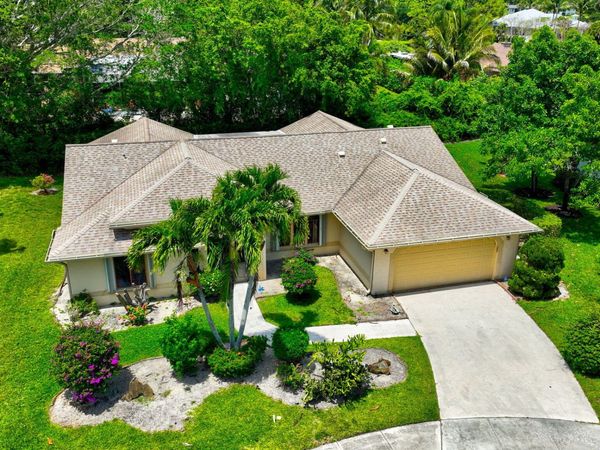 2925 Riviera Drive, Delray Beach, FL 33445