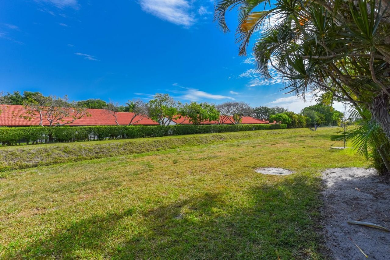 8109 Whispering Palm Drive, Boca Raton, FL 33496 Photo
