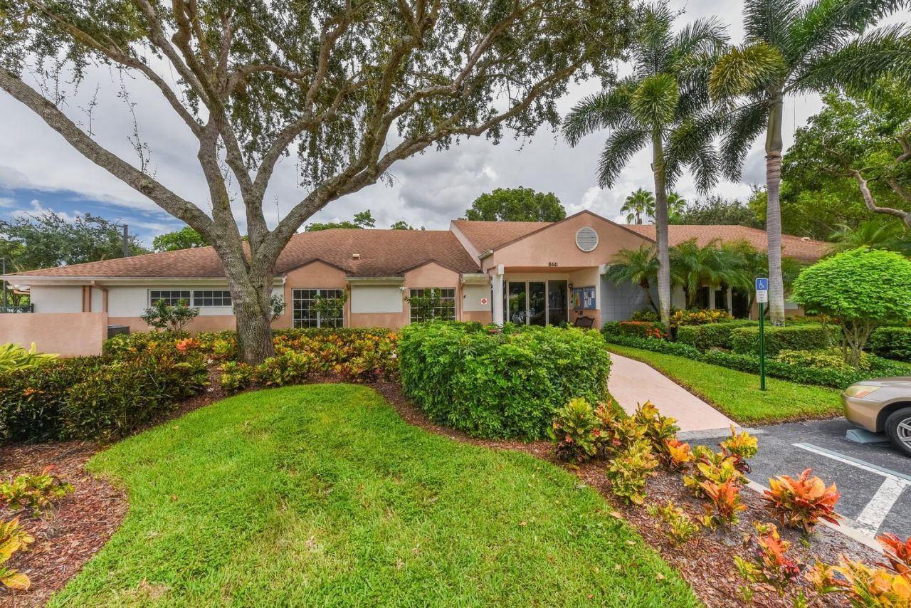 8109 Whispering Palm Drive, Boca Raton, FL 33496 Photo