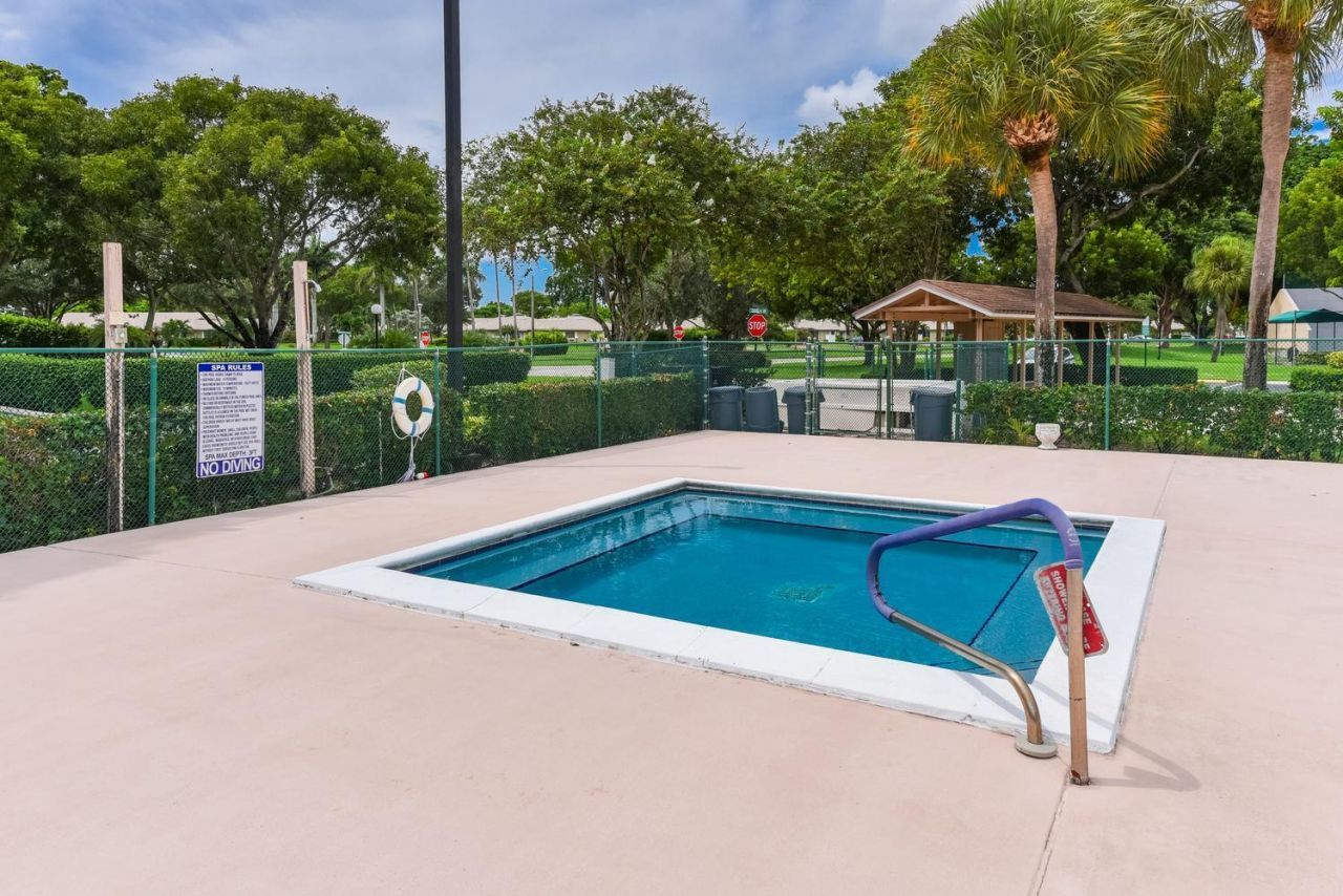 8109 Whispering Palm Drive, Boca Raton, FL 33496 Photo