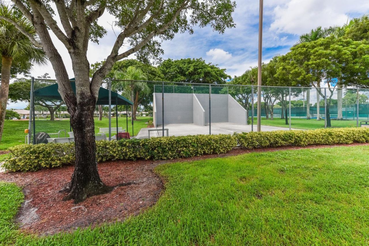 8109 Whispering Palm Drive, Boca Raton, FL 33496 Photo