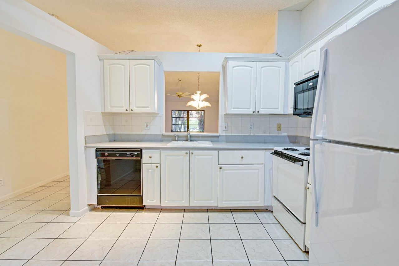 8109 Whispering Palm Drive, Boca Raton, FL 33496 Photo