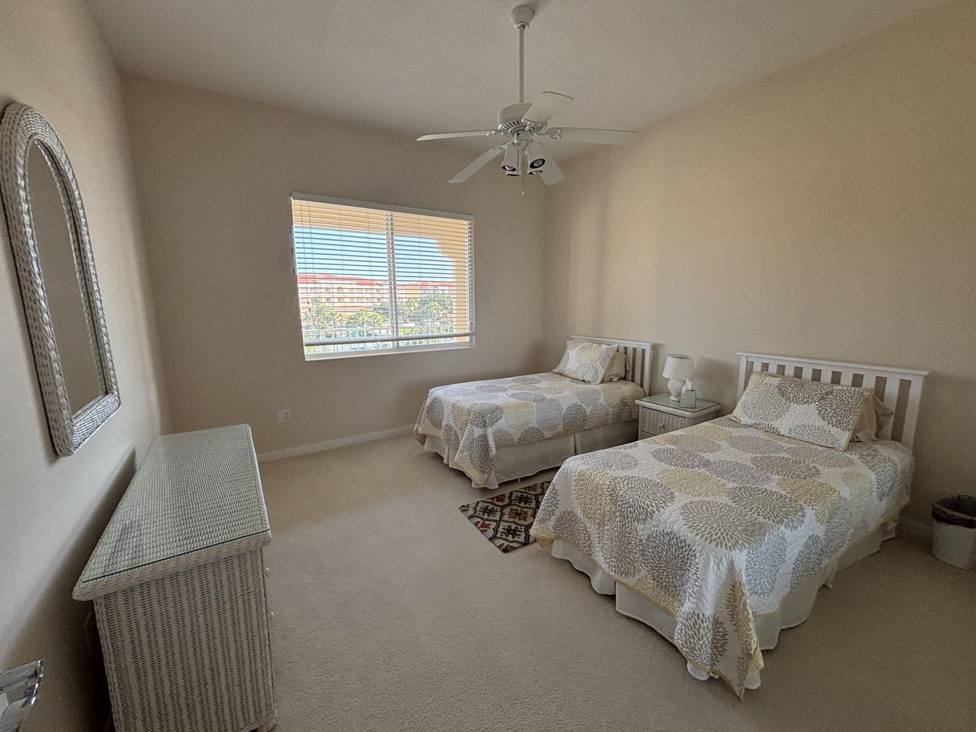 27 Harbour Isle Drive W, Unit 305, Fort Pierce, FL 34949 Photo
