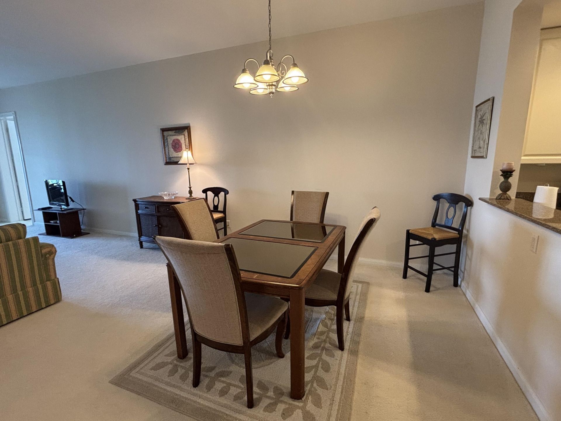 27 Harbour Isle Drive W, Unit 305, Fort Pierce, FL 34949 Photo