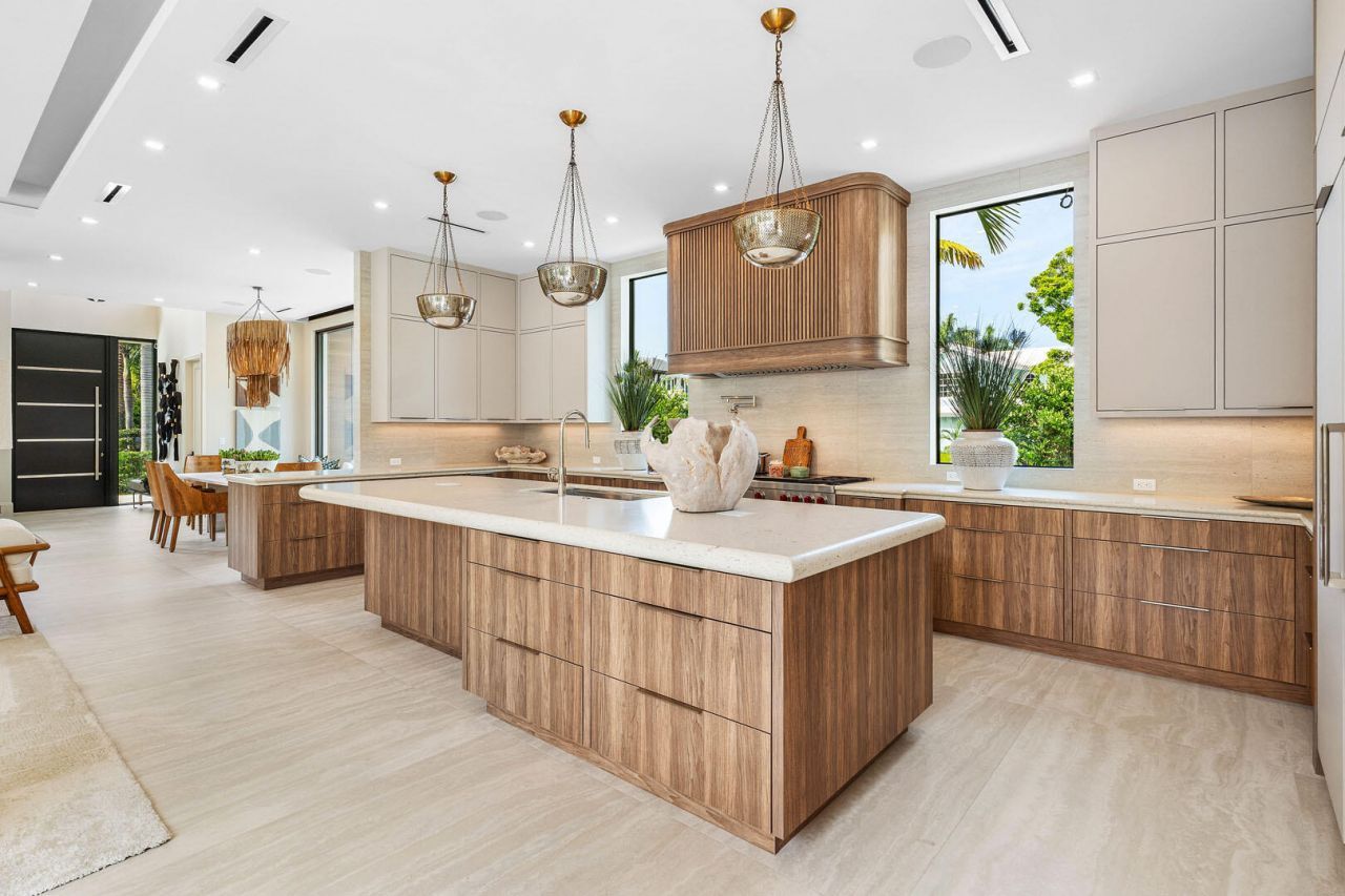 303 S Maya Palm Drive, Boca Raton, FL 33432 Photo