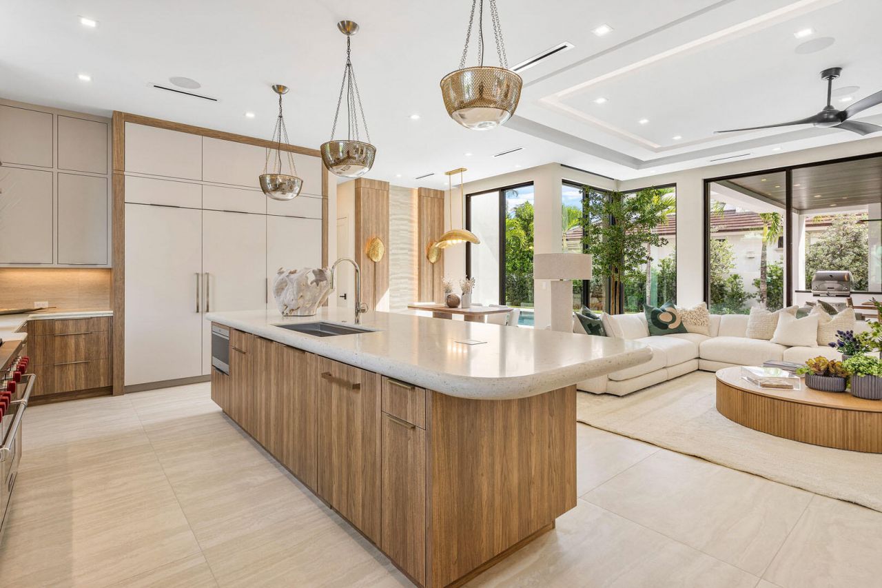 303 S Maya Palm Drive, Boca Raton, FL 33432 Photo