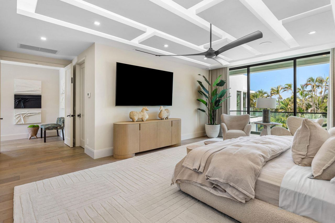 303 S Maya Palm Drive, Boca Raton, FL 33432 Photo