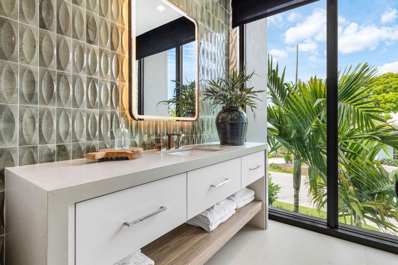 303 S Maya Palm Drive, Boca Raton, FL 33432 Photo