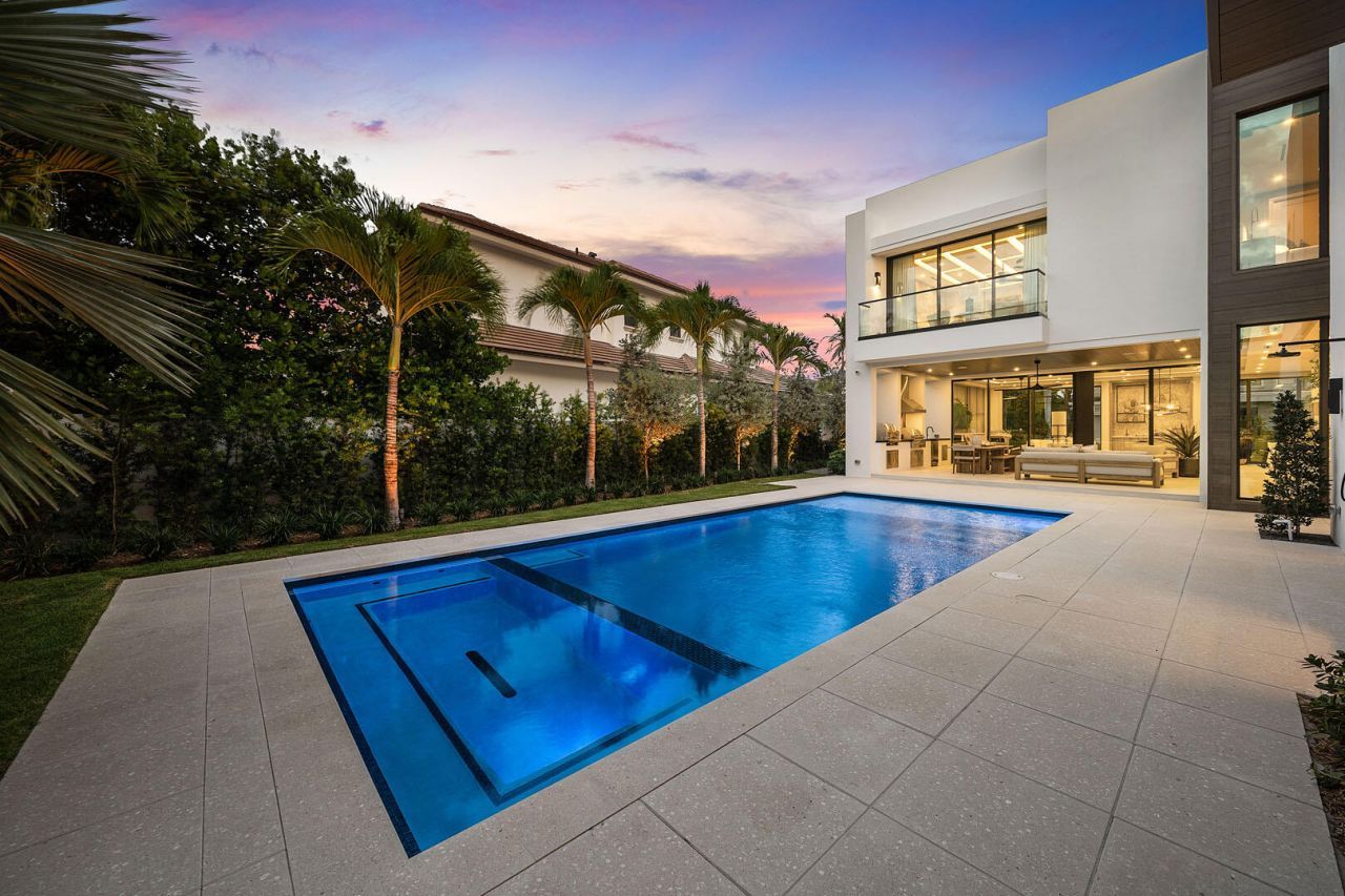 303 S Maya Palm Drive, Boca Raton, FL 33432 Photo