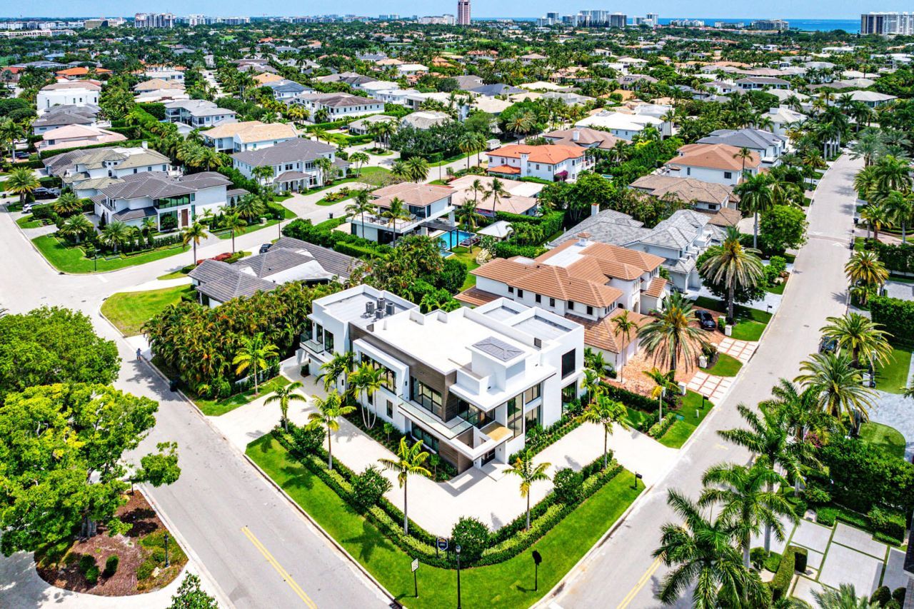 303 S Maya Palm Drive, Boca Raton, FL 33432 Photo