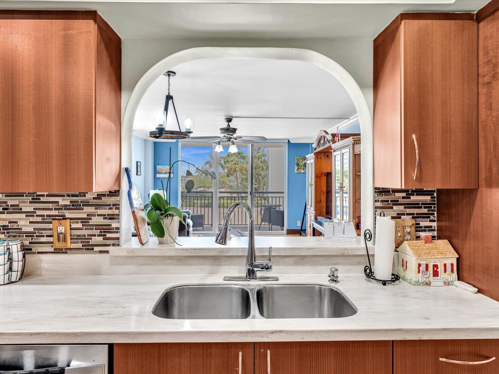 1147 Hillsboro Mile, Unit 201, Hillsboro Beach, FL 33062 Photo
