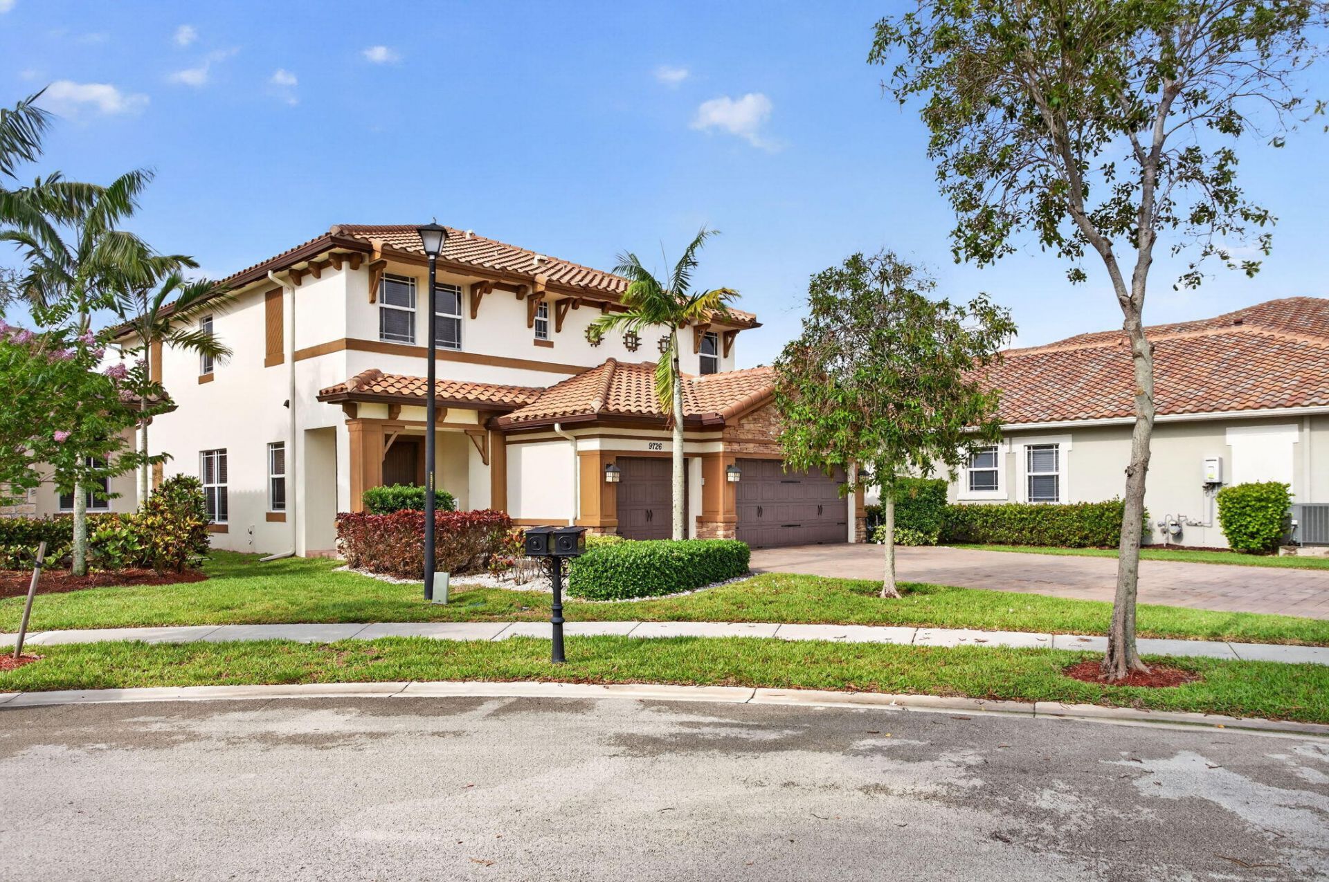 9726 Blue Isle Bay, Parkland, FL 33076 Photo
