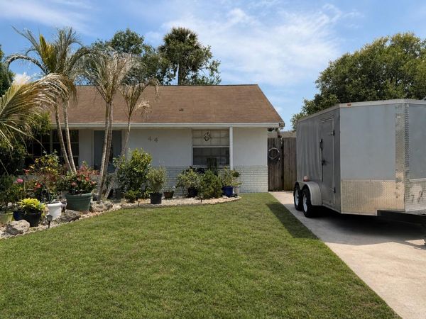 44 SE Mead Place, Stuart, FL 34997