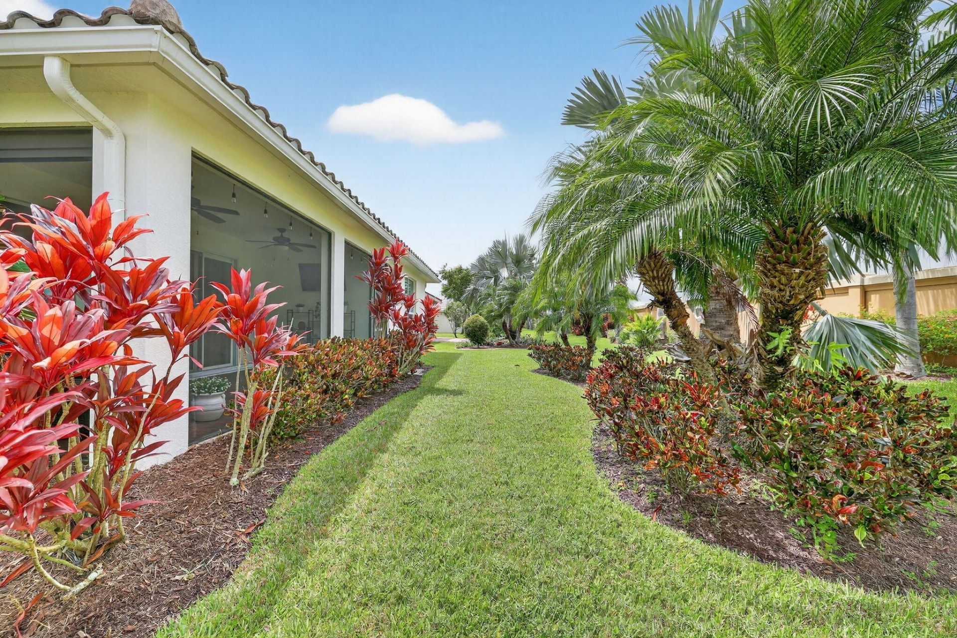9624 SW Royal Poinciana Drive, Port Saint Lucie, FL 34987 Photo