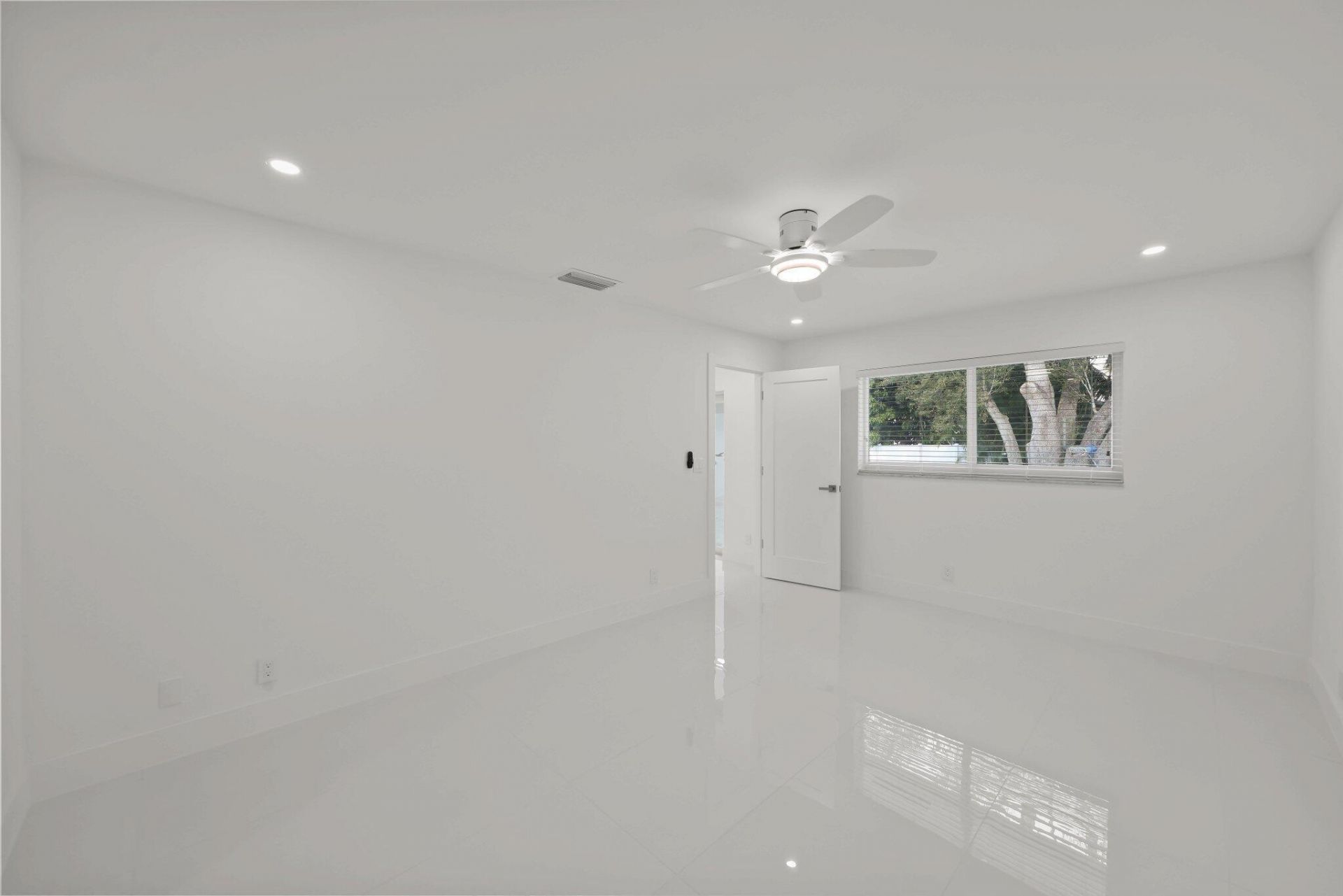 979 NW 8th Street, Boca Raton, FL 33486 Photo