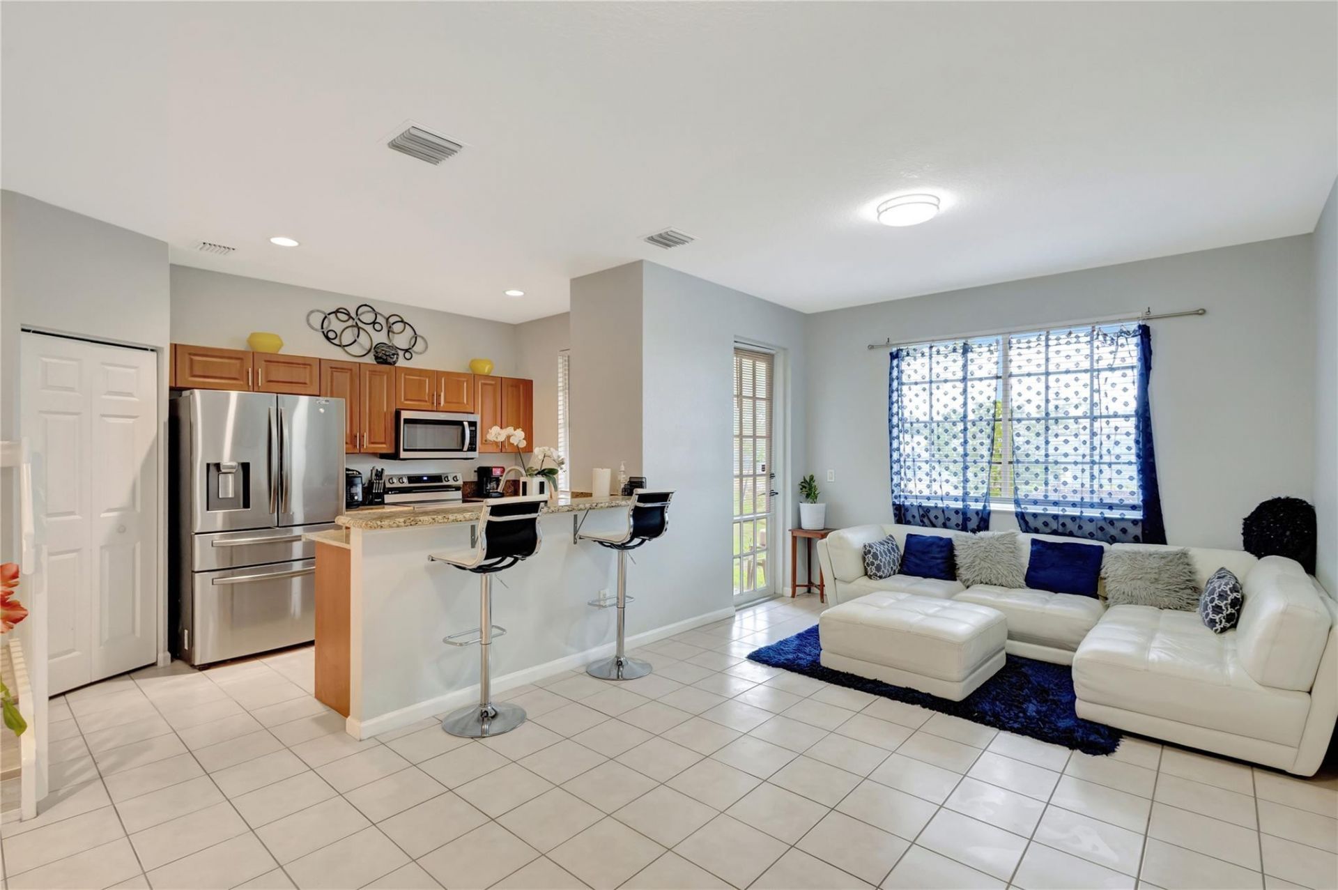 2037 Nassau Drive, Unit 2037, Riviera Beach, FL 33404 Photo