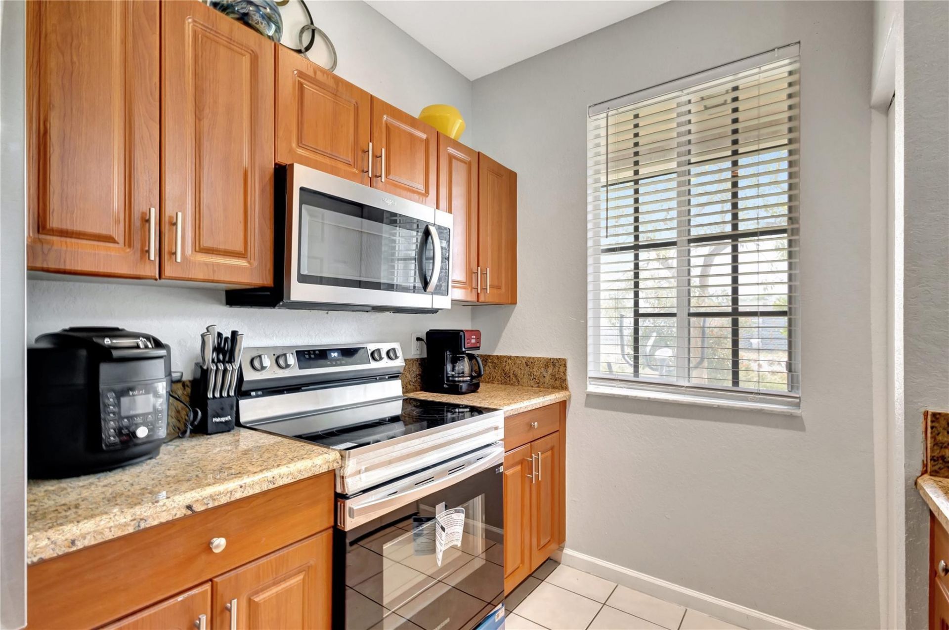 2037 Nassau Drive, Unit 2037, Riviera Beach, FL 33404 Photo