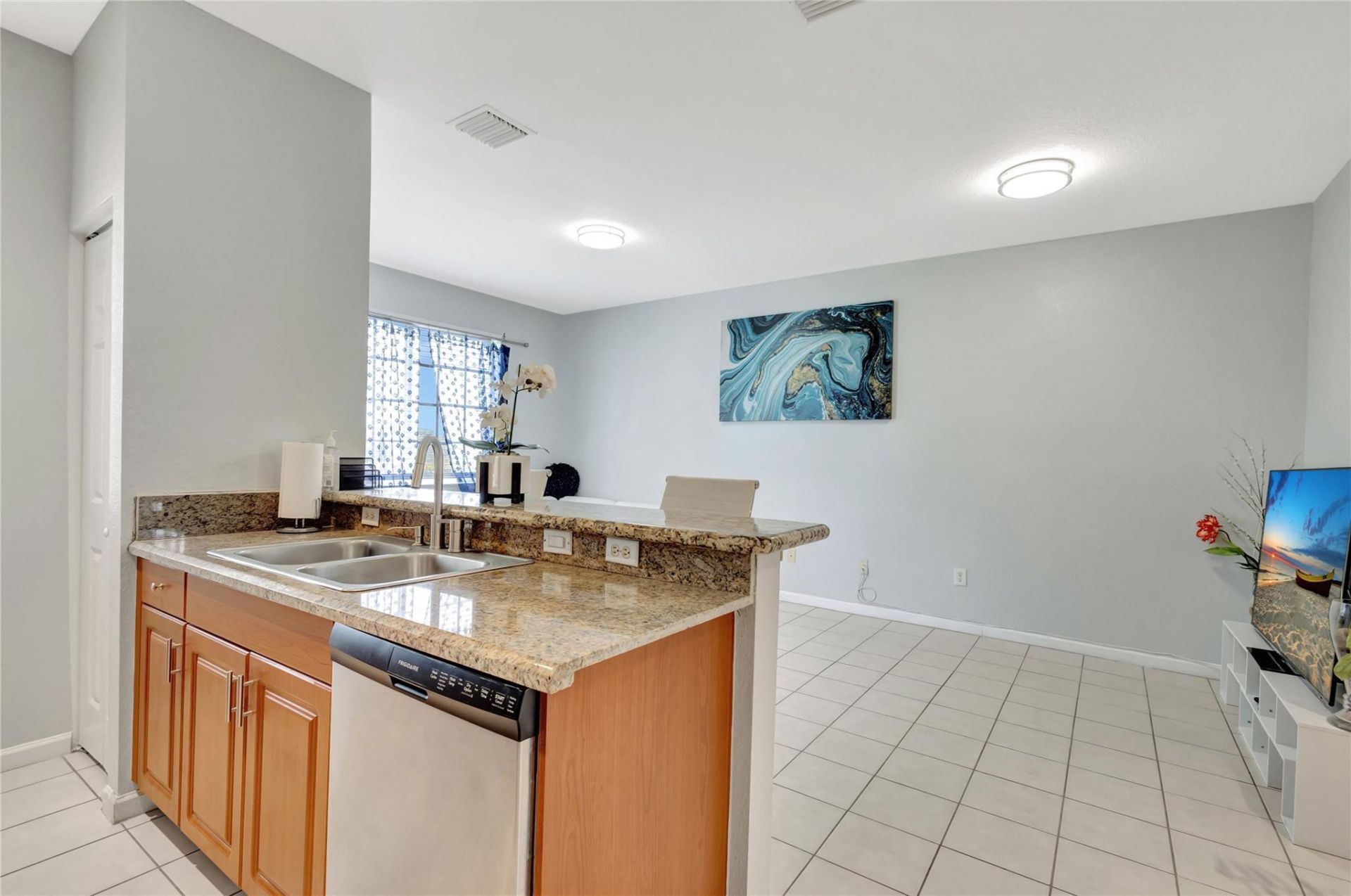 2037 Nassau Drive, Unit 2037, Riviera Beach, FL 33404 Photo