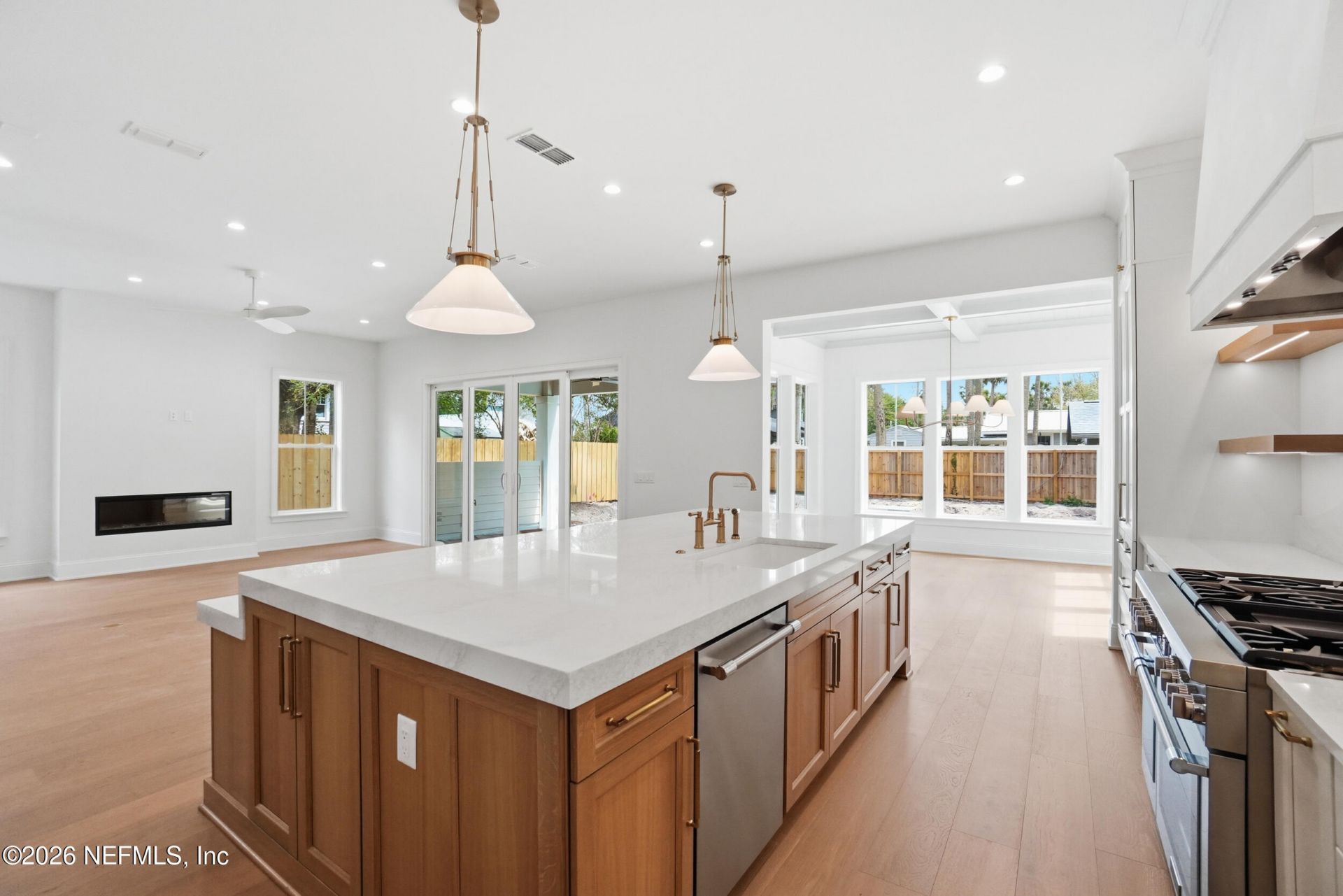 340 9th Street, Atlantic Beach, FL 32233 Photo