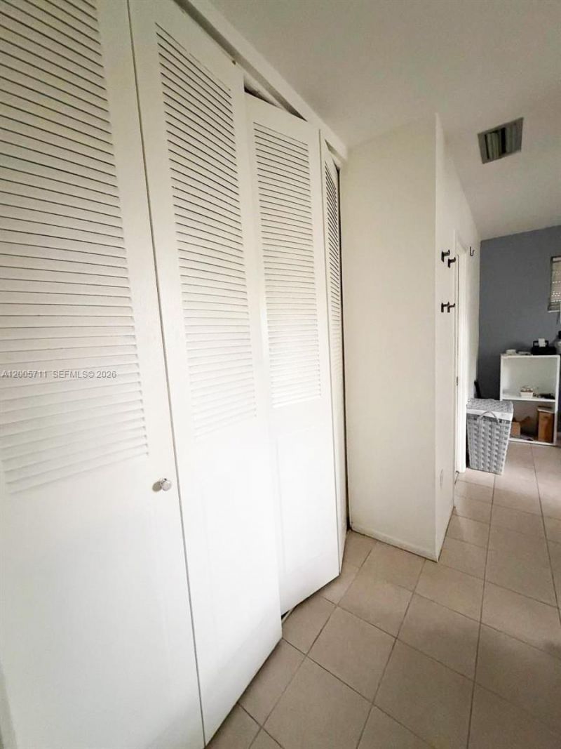 2921 NW 68th Ter , Unit 1, Sunrise, FL 33313 Photo
