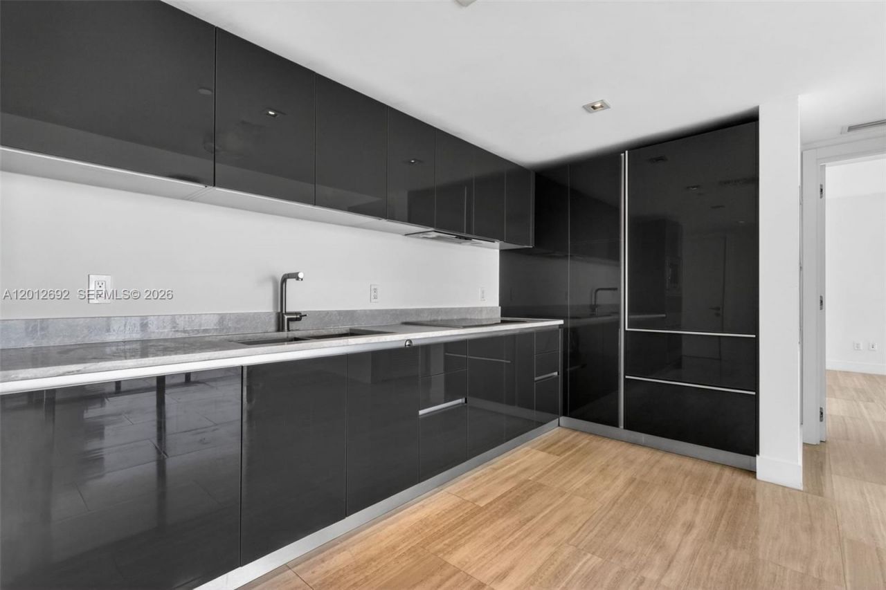 1451 Brickell Ave, Unit 1002, Miami, FL 33131 Photo