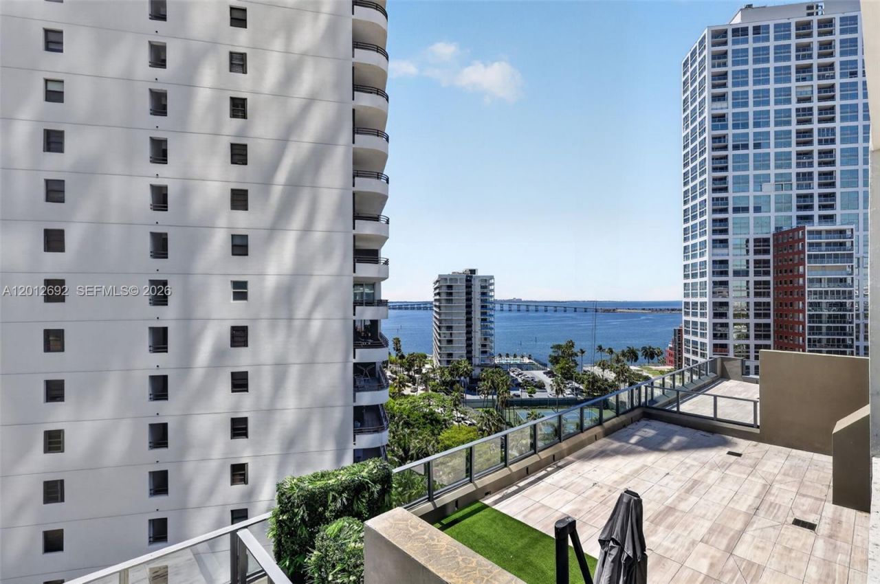 1451 Brickell Ave, Unit 1002, Miami, FL 33131 Photo