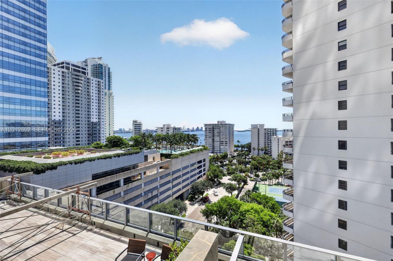 1451 Brickell Ave, Unit 1002, Miami, FL 33131 Photo