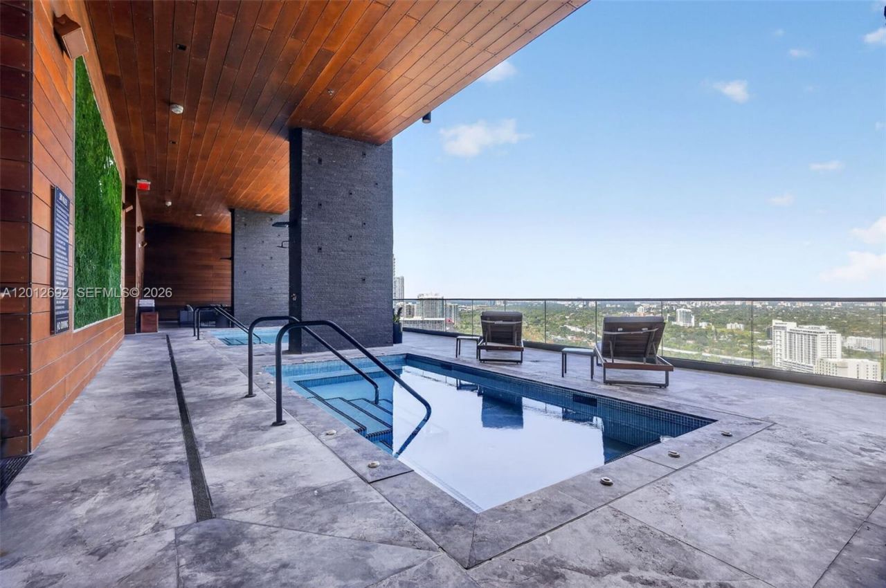1451 Brickell Ave, Unit 1002, Miami, FL 33131 Photo