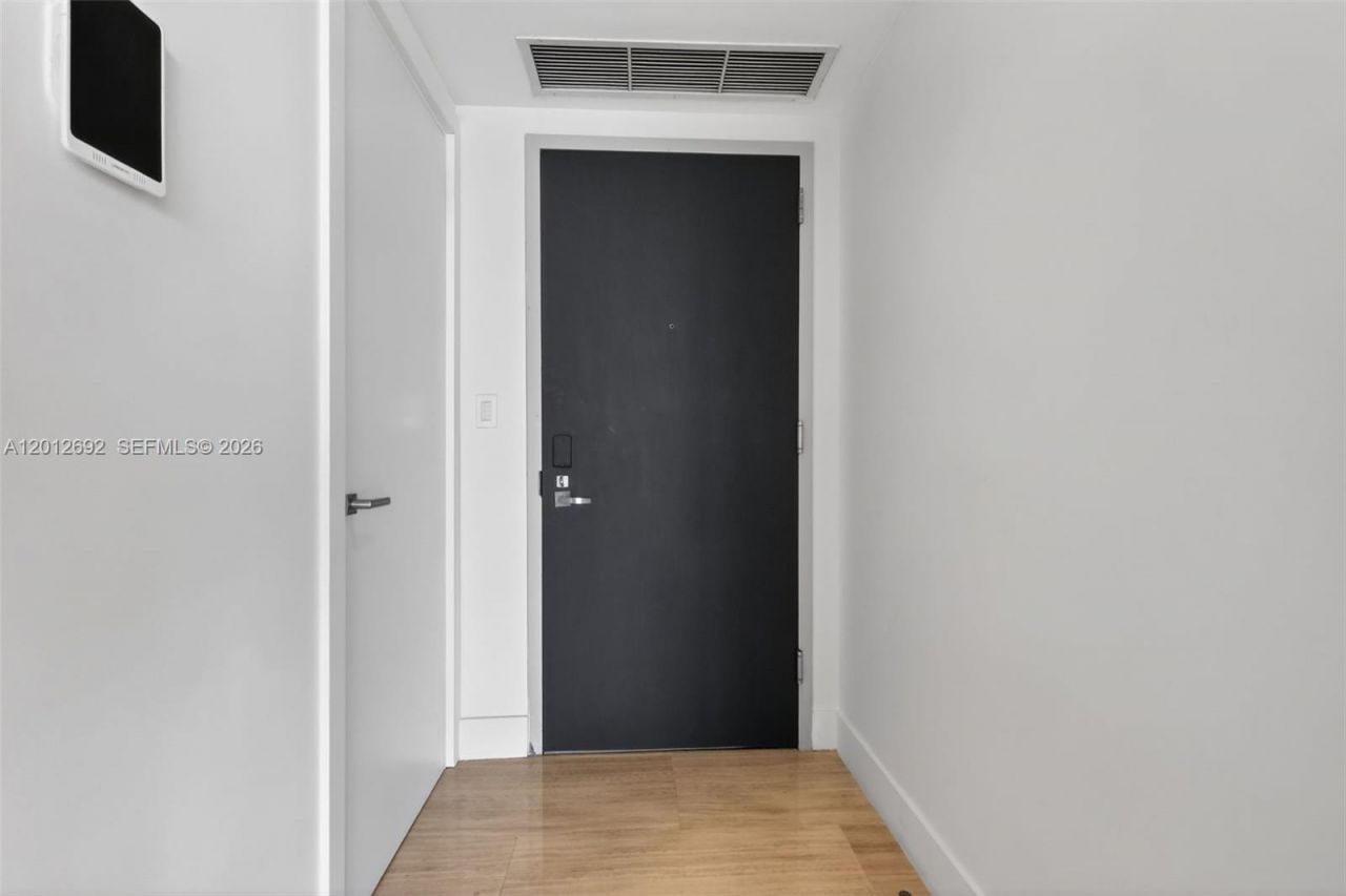 1451 Brickell Ave, Unit 1002, Miami, FL 33131 Photo