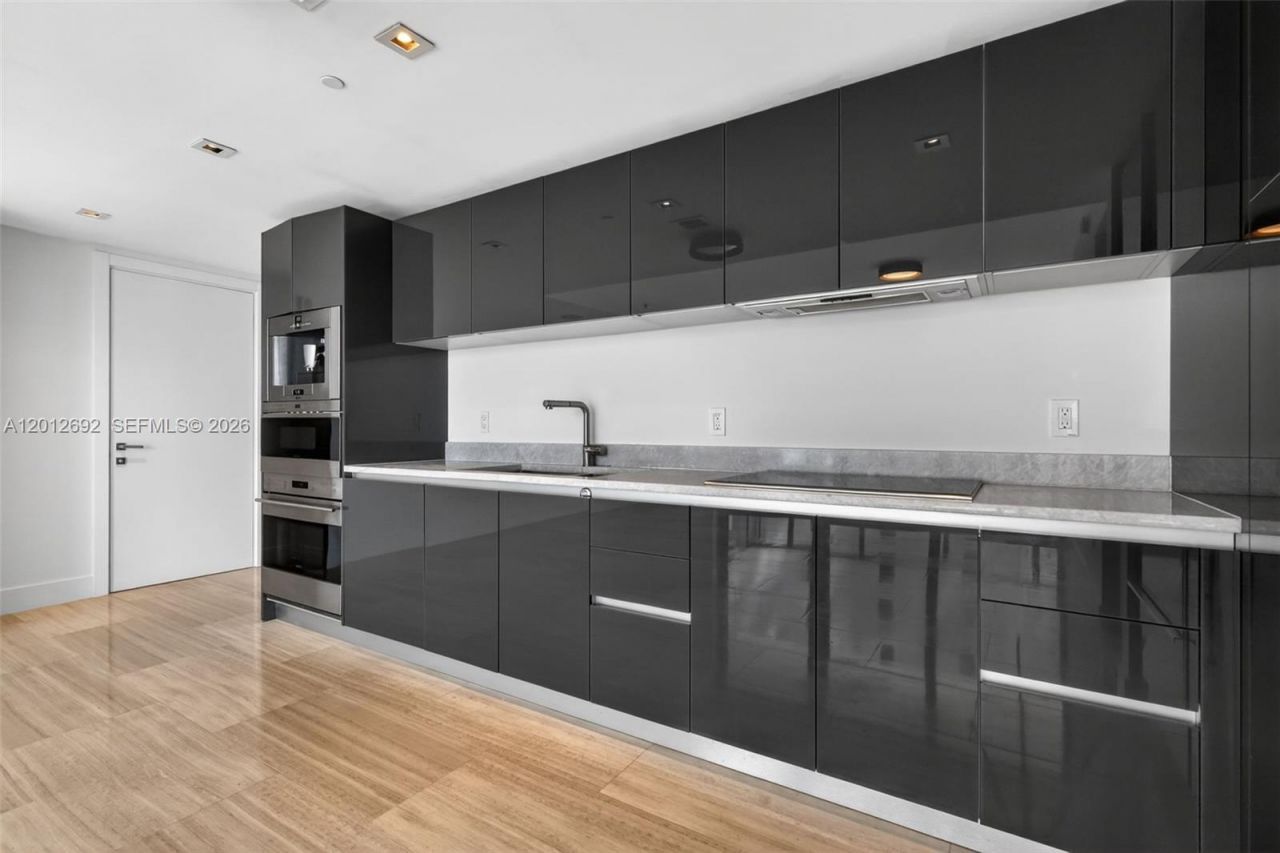 1451 Brickell Ave, Unit 1002, Miami, FL 33131 Photo