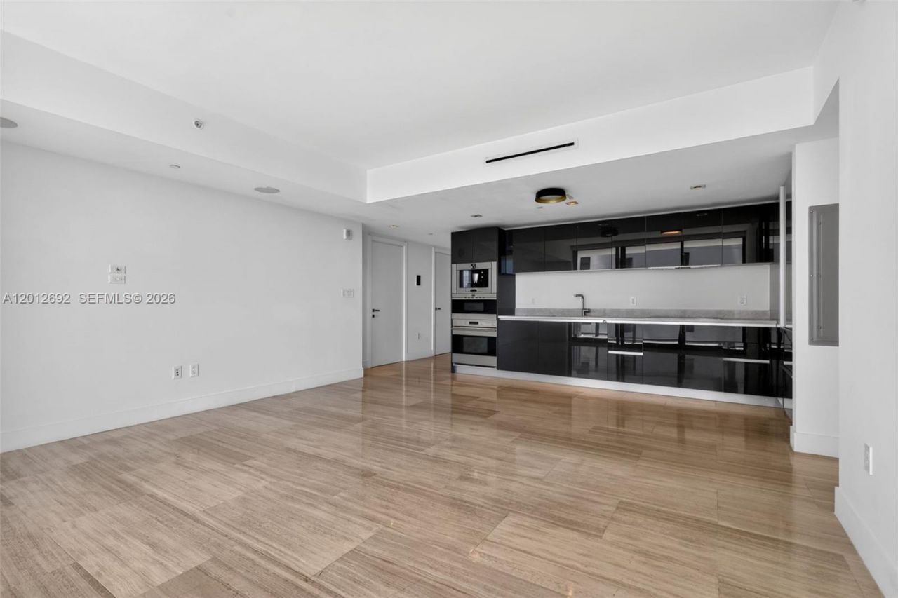 1451 Brickell Ave, Unit 1002, Miami, FL 33131 Photo