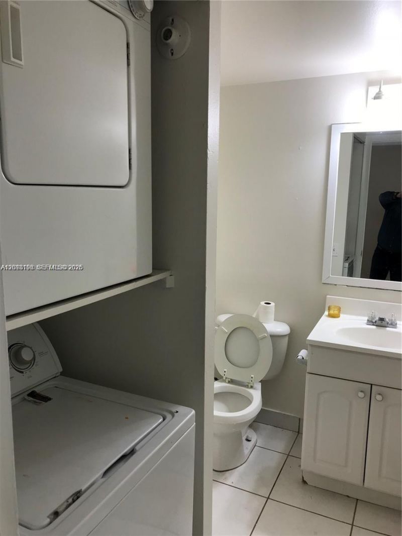 260 NW 107th Ave, Unit 207, Miami, FL 33172 Photo