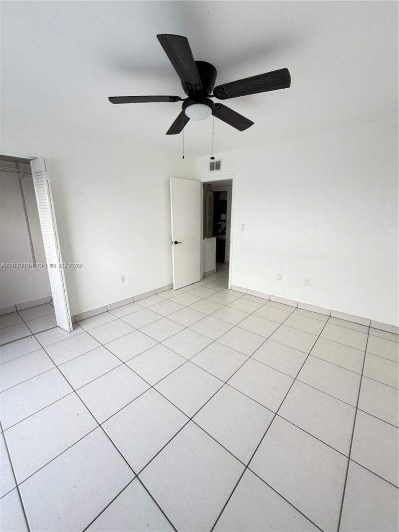 260 NW 107th Ave, Unit 207, Miami, FL 33172 Photo