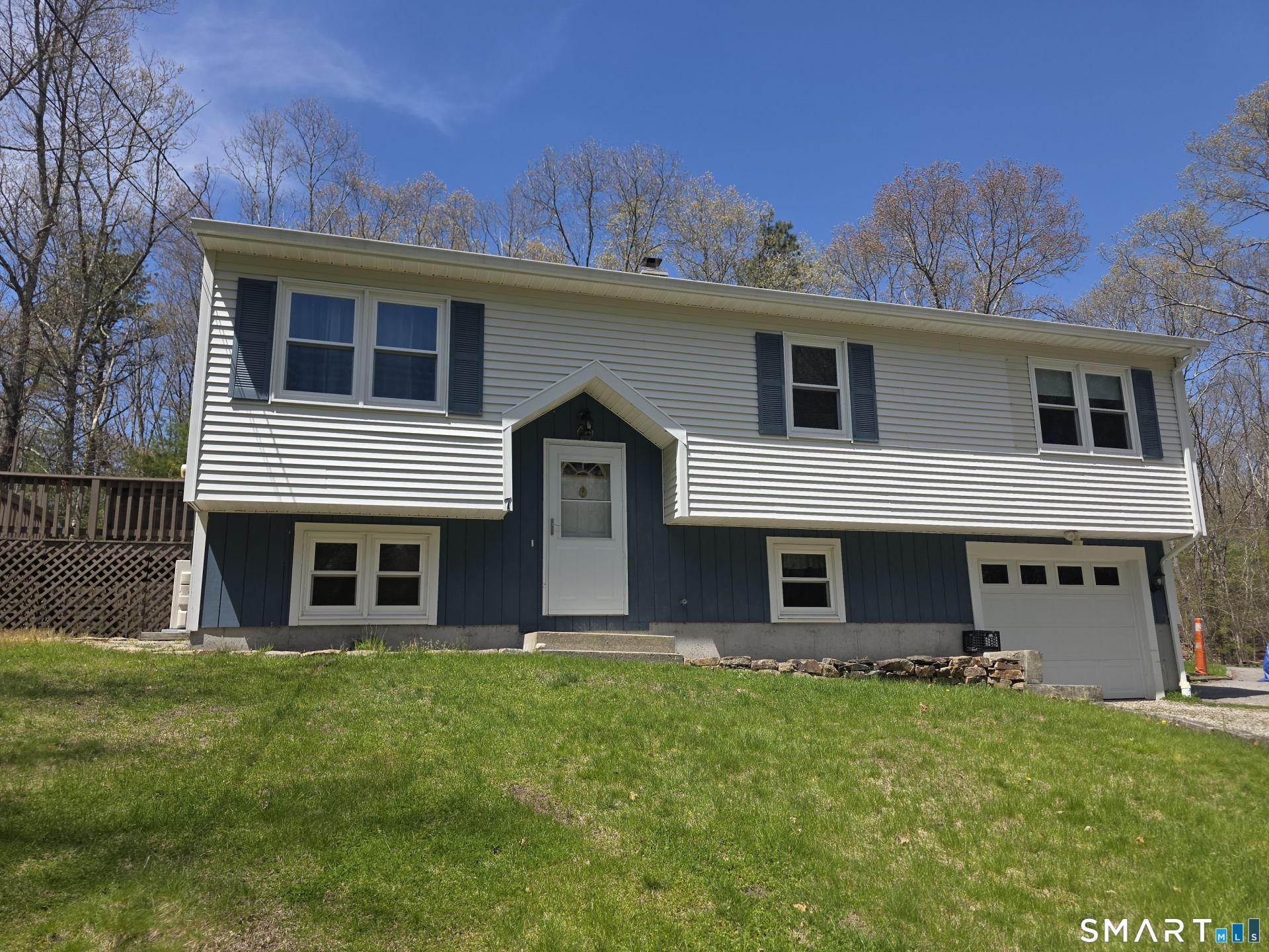 7 Old Cranston, Sterling, CT 06377 Main Photo