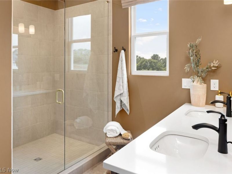 800 Colesbourne Circle, Uniontown, OH 44685 Photo 30