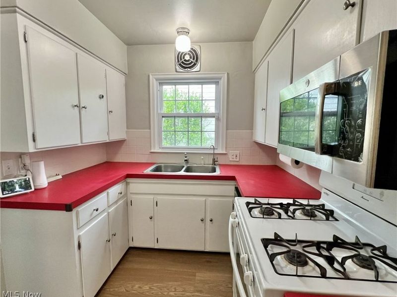 2352 26th Street, Cuyahoga Falls, OH 44223 Photo 7